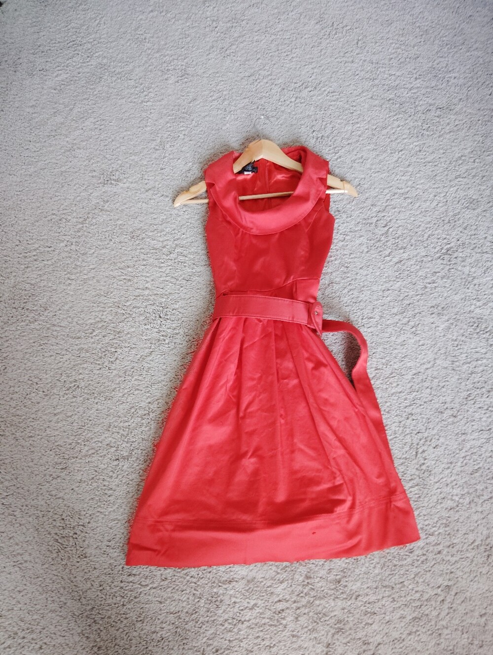 Spense Red Sleeveless Belted Fit-and-Flare Dress - Picture 4 of 5